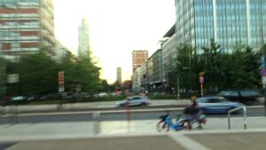 Images extraites de la vidéo Archives Milano