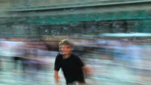 Images extraites de la vidéo Archives Milano